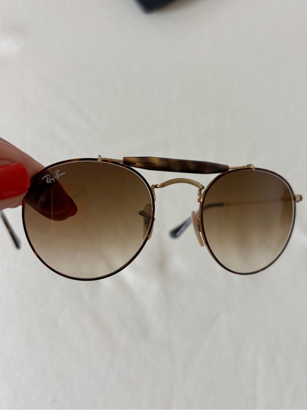 Ray-Ban Aviators - Picture 2 of 5
